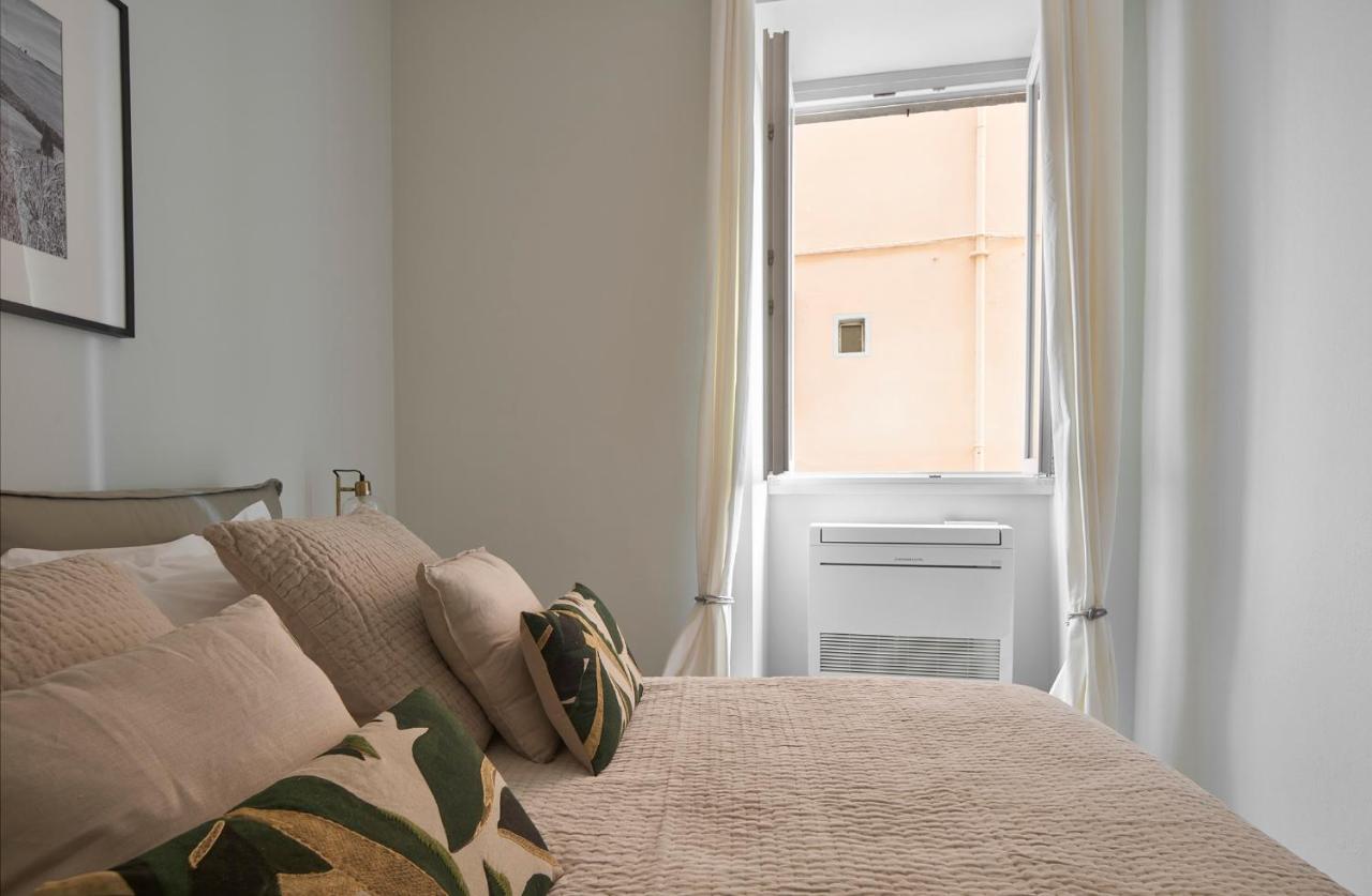 3 Master Bedrooms With Balcony On The River With Views 피렌체 외부 사진